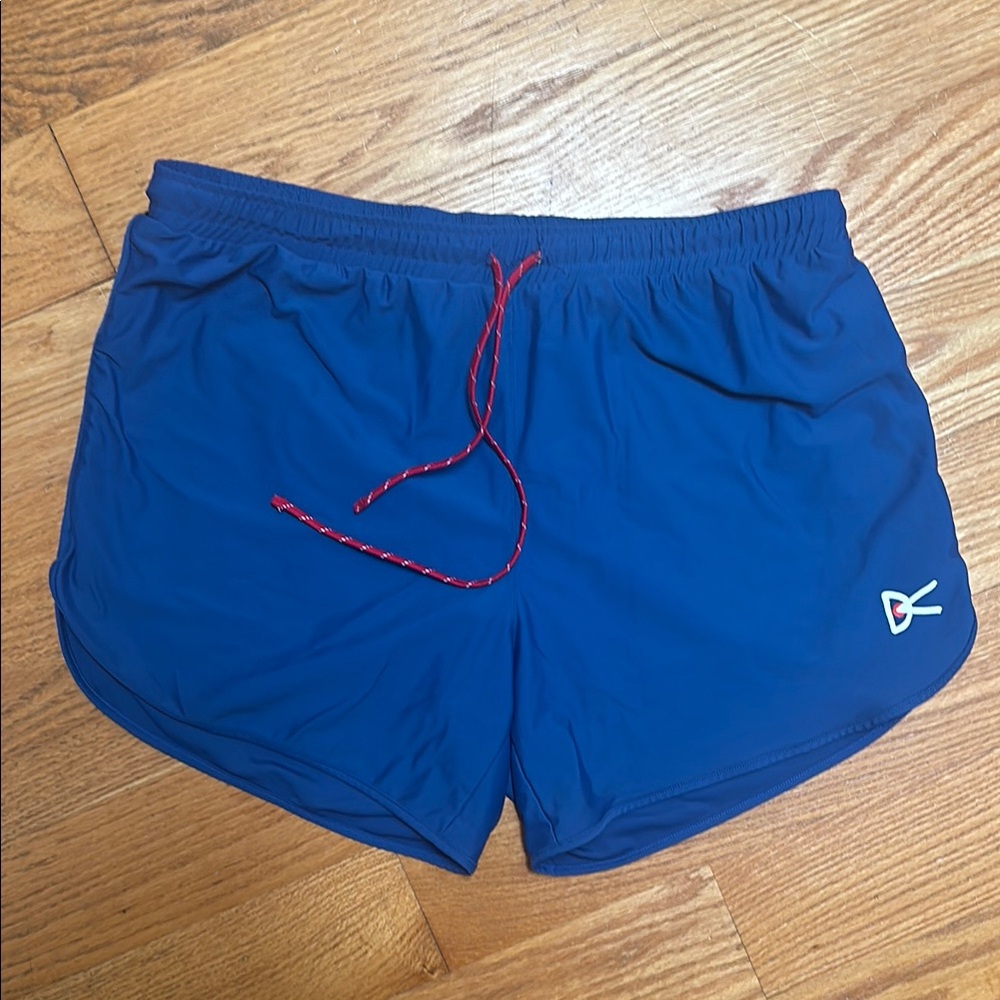 District Vision 5 inch training shorts